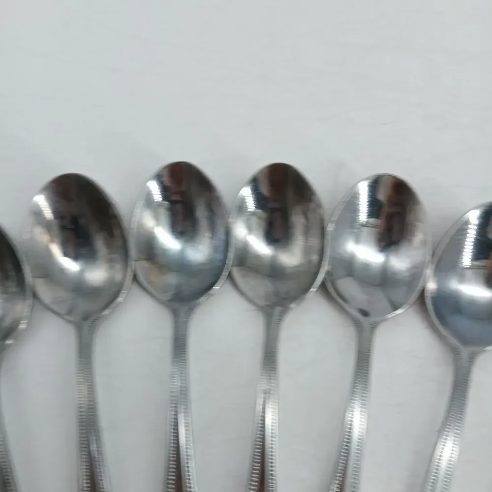 8X Tsp TOWLE Supreme STUART SHELL Stainless Teaspoons